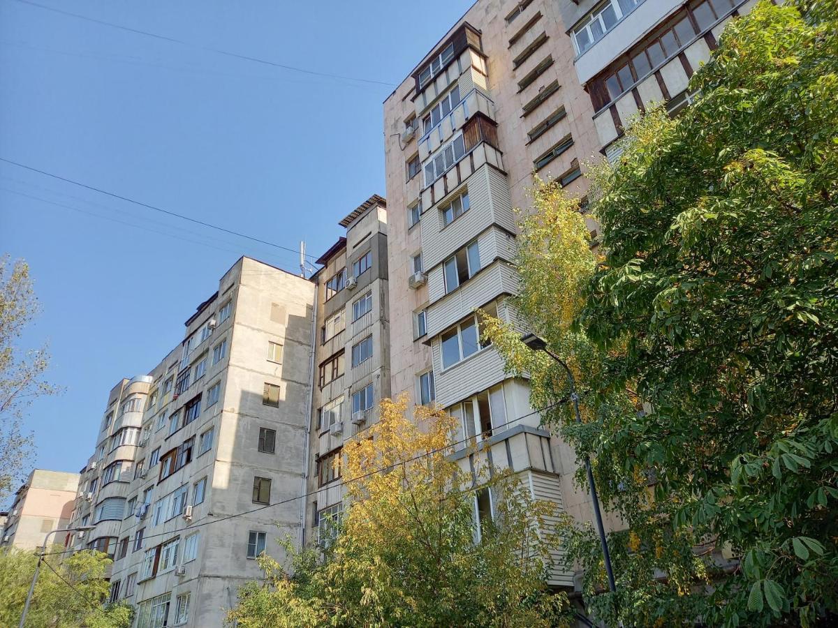 "Картина Горных Вершин" Квартира- "Mountain View" Apartment Almaty Exterior foto